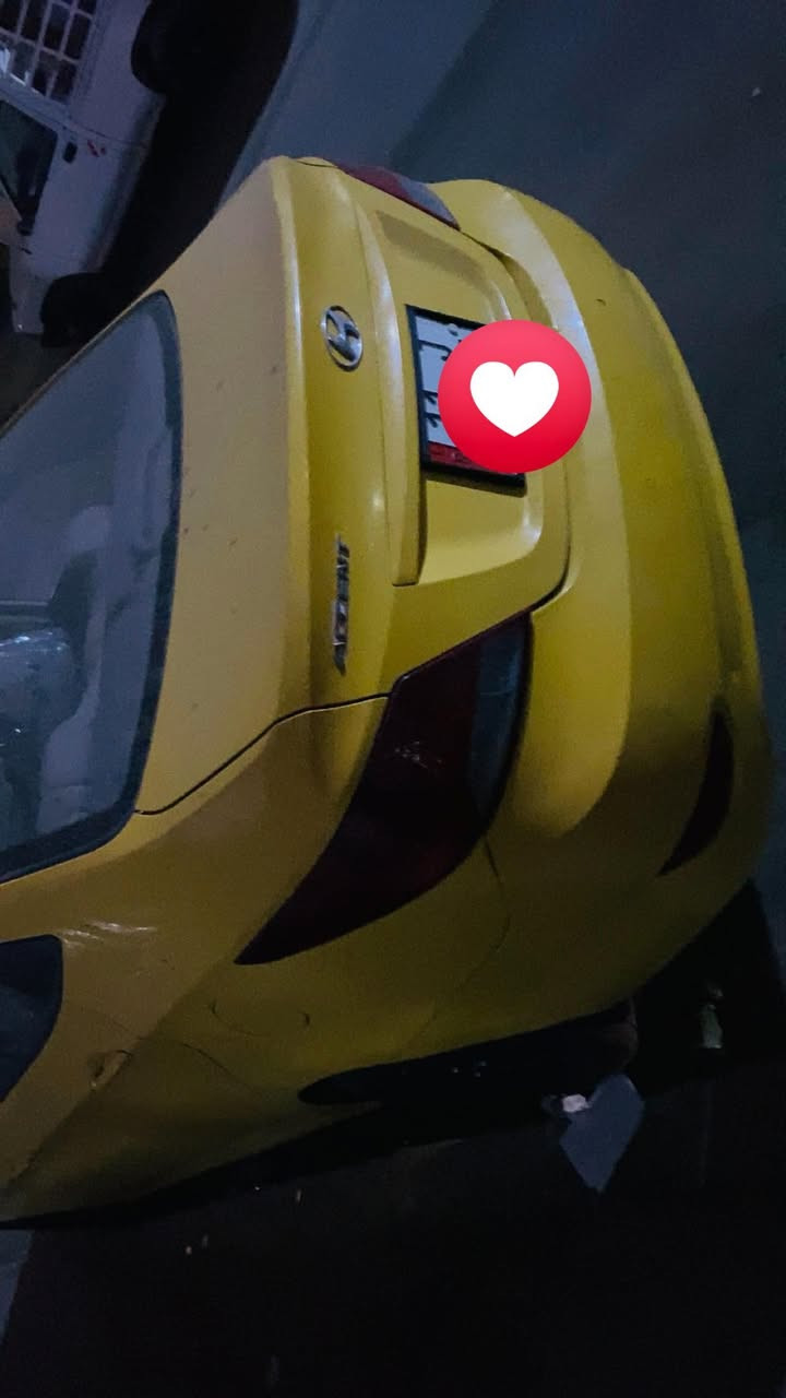 سلام عليكم اكسنت 2015 خليجي محرك 1400 السيارة تحكمات السيارة العنوان بغداد الامين السيارة بيها بس تخير بل نمر بس بل بكً  رقم الهاتف ***********
