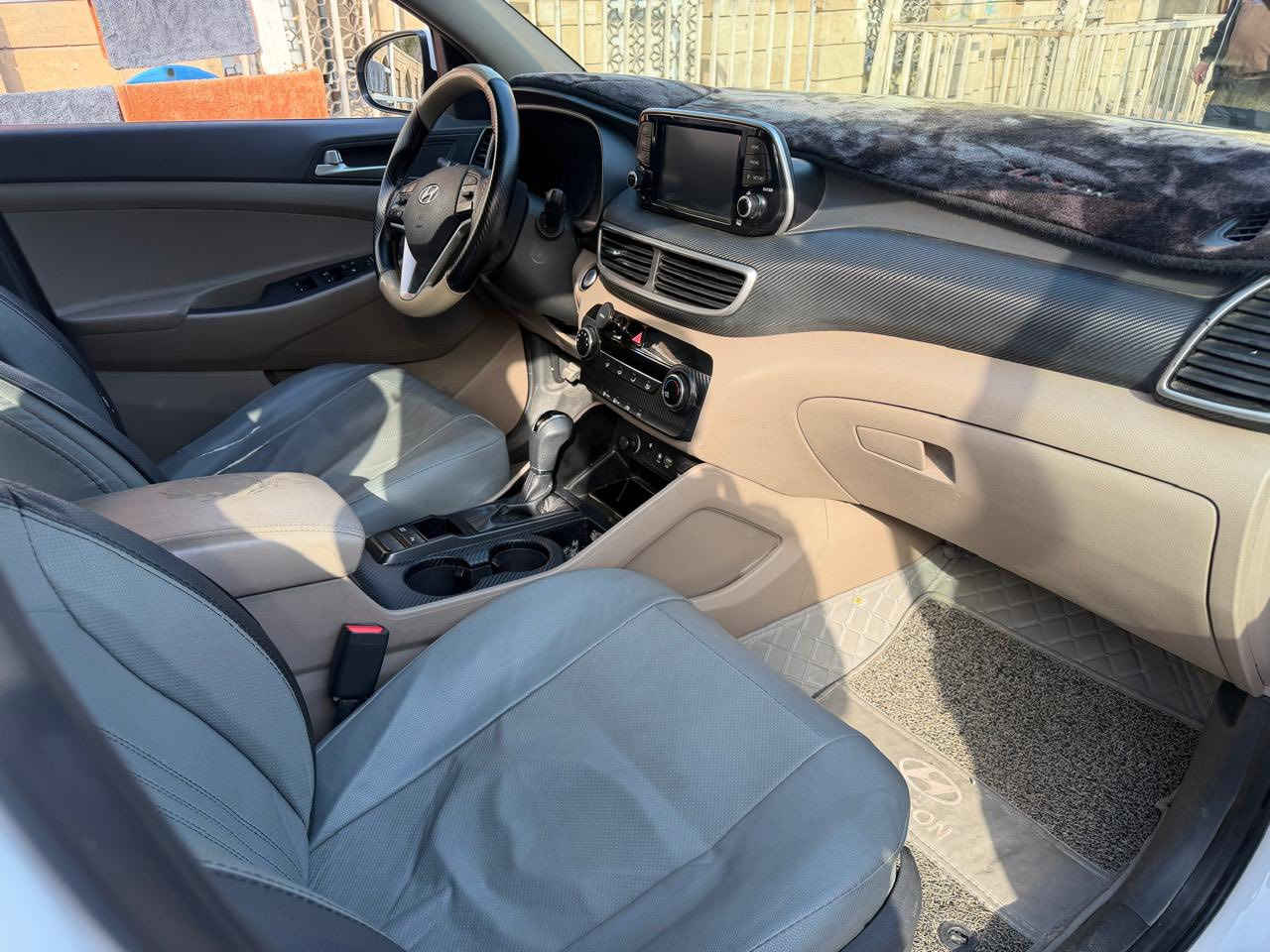 السلام عليكم توسان 2019خليجي
هيونداي توسان موديل 2019للبيع

📍 رقم بغداد – وارد خليجي (شركة الكاصد) 🔹🔹 

🔹 بصمة / دخول ذكي

🔹 تحكم كهربائي بالكشنات

🔹 شاشة لمس

🔹 لدّات أمامية 

🔹 السيارة نظيفة جداً

🔹 الممشى: 106ألف كم
🔹

💰 السعر: 175ورقة

📉 بيها مجال بسيط

📍 مكان السيارة: بغداد حي القاهرة قرب جامع النداء 

📞 للاستفسار: ***********
السونار مع الصور
