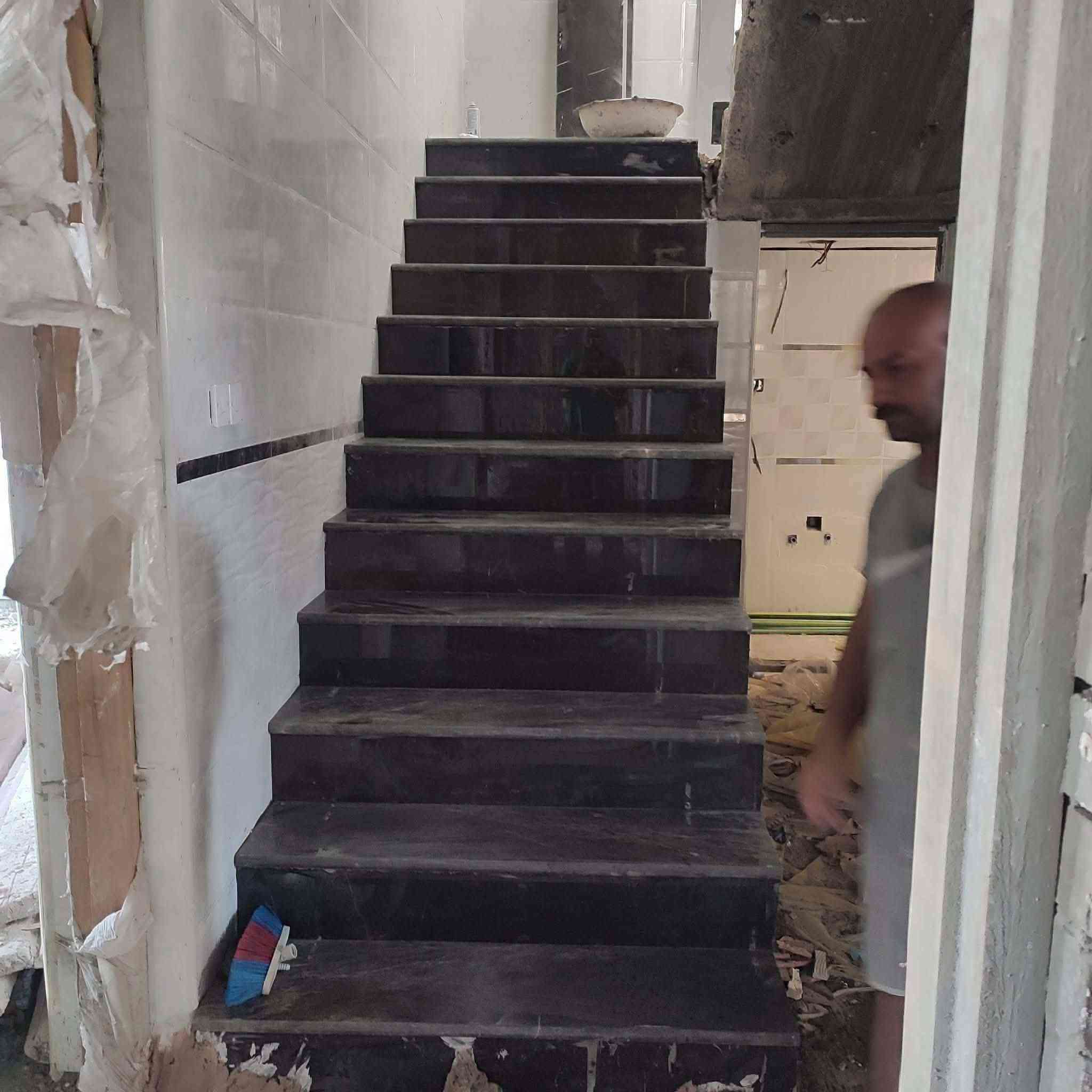 ***********   السلام عليكم خلف سيراميك مصر متفرغ لان لجميع تطبيق البورسلين والكاشي والمرمر
