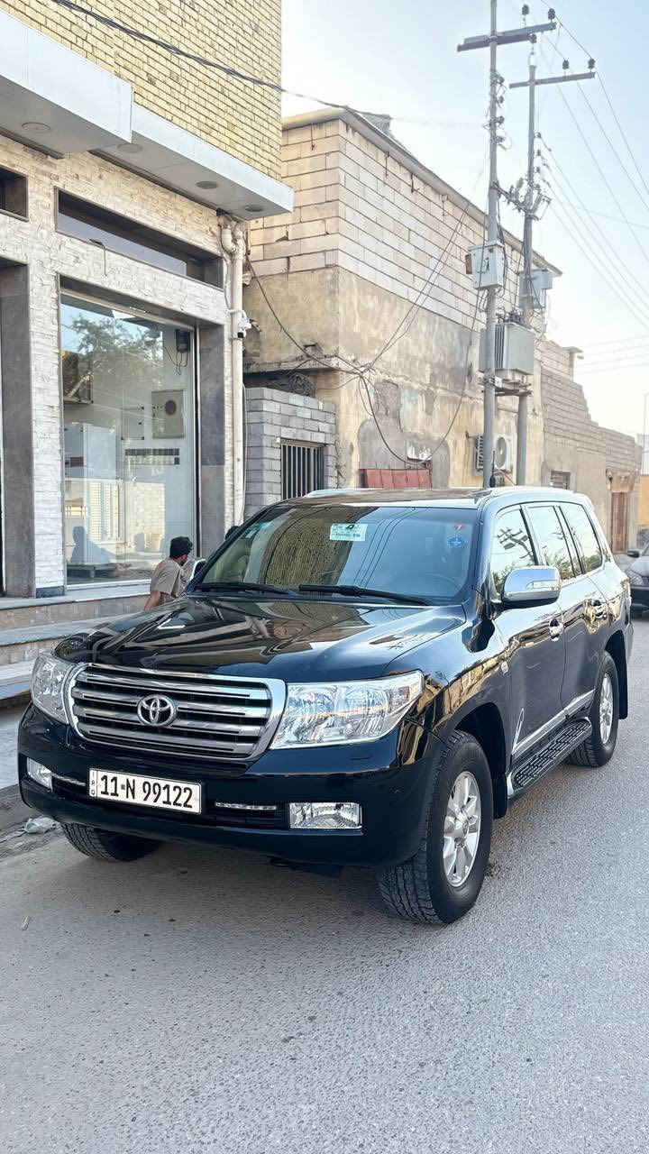 لاندكروز مديل 2011 ستينيه اصليه كفاله ما عده قطعين رش وباقي كفاله عامه سياره كارتون مكينه كير شرط كفاله 6 استندر تخم تاير حداده رقم بغداد الجديد سياره فول موصفات برميه ماشيه 180 سعر 290 وبيه مجال بسيط مكان سياره البصره المدينه شراي يتصل ***********
