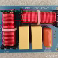 ثنائي اتجاه • ١٨٠ واط • ٤-٨ أوم