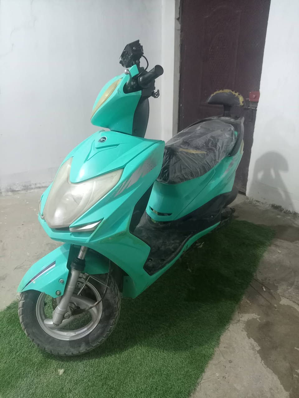 سلام عليكم
متاح سكنس صيني دراجه خير من الله 
كامله اي نقص مابيها سلف هندر كهربائيات 

آلُـۜسـۨۚ(✋)ــِعر ٣٥٠وبيها مجال 
***********
ديالى بعقوبه قرب مدرسه الامين
