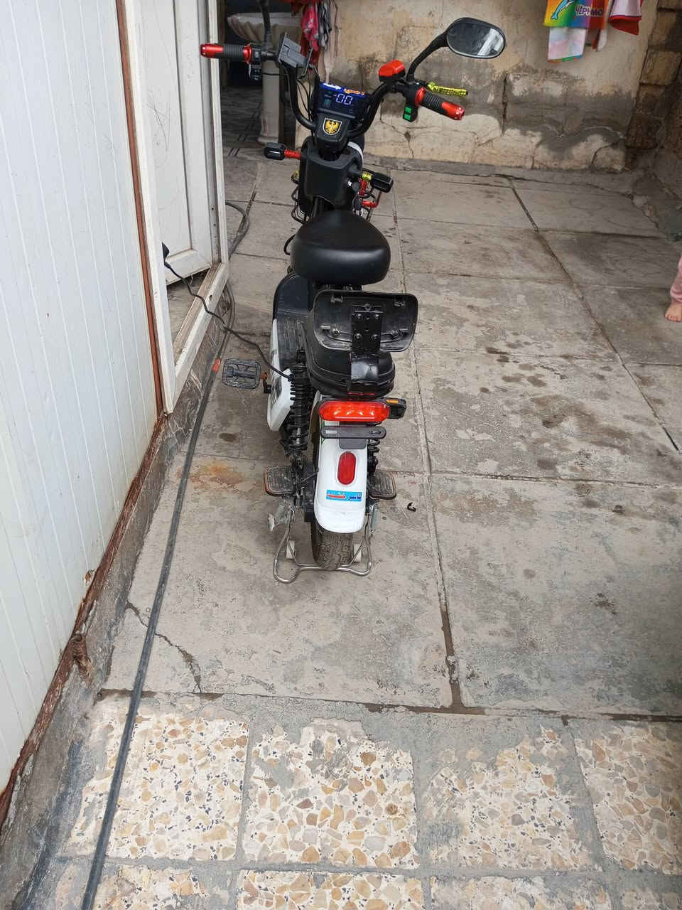 سلام عليكم درجه شحن مستعمله أقل اشهر***********
