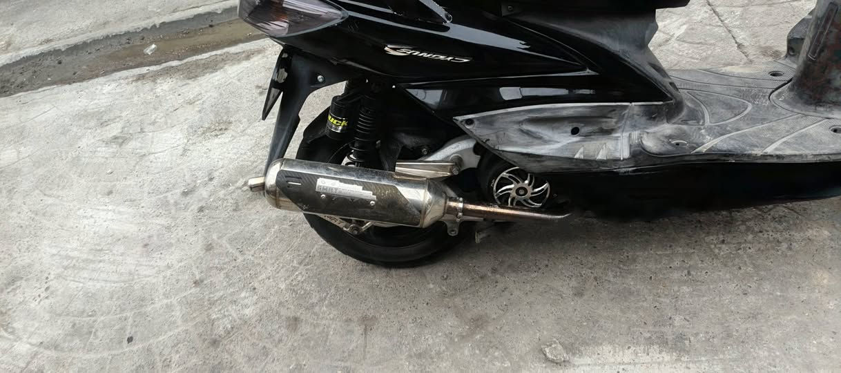 السلام عليكم صالنصه سمارت بوري عدل اصليه قطعتين نصيفه حيل رقم ***********
