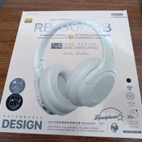 سماعات • مستعمل • نضيف