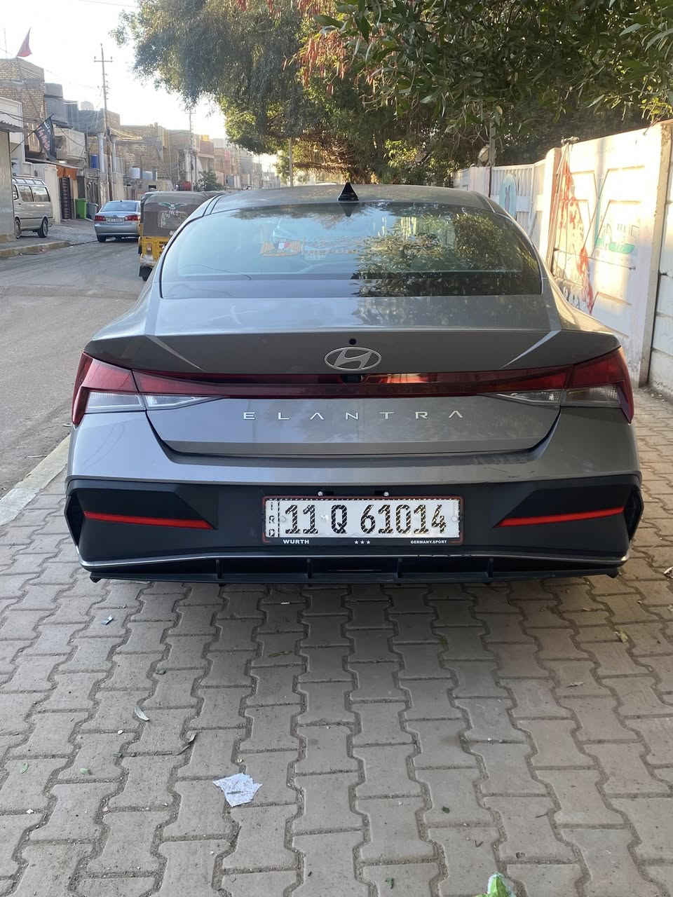 النترا 2024 
ماشية 30 الف كيلو 
بالعراق صار بيها شگ بين الباب والجاملغ جهة السايق
السيارة شاشة ابل كاربلاي واندرويد اوتو
كامرة خلفية
 رادار امامي
كروس سرعة 
توقف ذاتي
سياقة ذانية 
تحذير بالمري 
ويل كب 
وضعيات قيادة 3
مكاني بغداد ***********
السعر 154 ورقة وبي مجال 

KMHLM4DG0RU682542 رقم الشاصي
