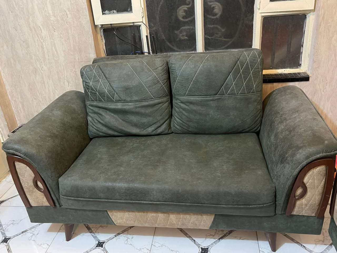 للبيع عنوان كراده خشب زان


**إذا كنت صاحب هذا الإعلان وتريد حذفه لأي سبب، رجاءا أرسل رسالة إلى الدعم الفني**