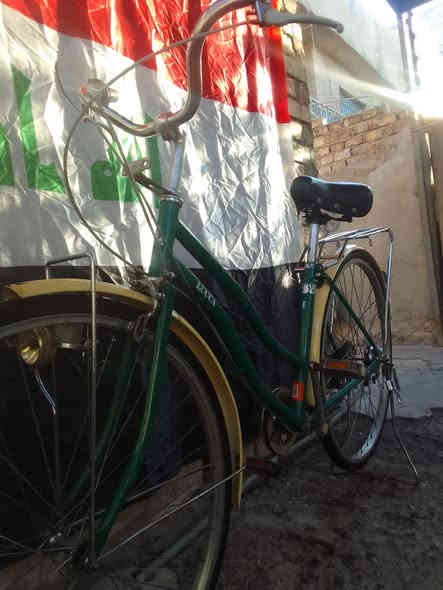 سلام عليكم حجم٢٧السعر١٠٠بايسكل بالة عل وضع شركة مامبدل كلشي بي***********
