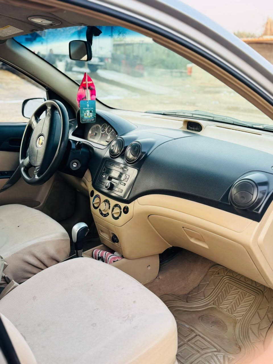 سلام عليكم افيو للبيع موديل 2009 مكينه مفتوح مومسكر اوتماتيك السياره مصبوغه حزام  السنويه بسمي رقم انكليزي السعر ٧٢ وبيهه مجال المكان نجف ***********
