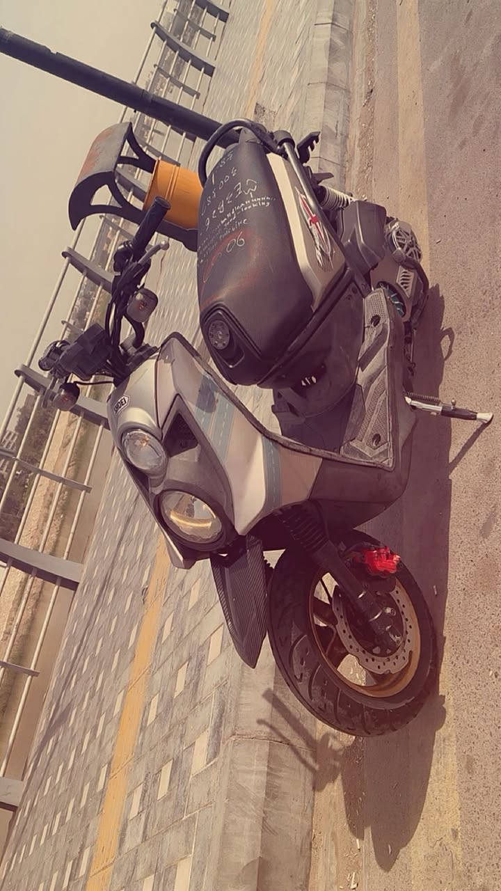 سكنس جبلي فول 2014 دراجة مال رمبة قبل شهرين ماخذها دراجة قوية وحلوه وناعمه رايده ب1500 واني مشتريه ب1650 من المعرض ابيع او مراوس بدراجة ناشفة حسب الرغبة هذا رقمي ***********
