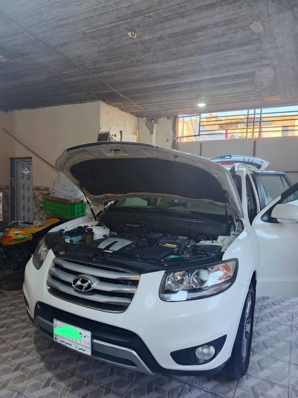 السلام عليكم سنتافي موديل ١٢ كفالة ظربة وصبغ وتبديل ماشية ١٣٧ الف خليجي ٦ سلندر ٧ راكب كير محرك حدادة تخم تاير تبريد دواخل كلها جديدة بيه بارد فقط بيع او امراوس  العنوان بصرة شط العرب الصالحية *********** السعر ١٦٥ وبيه مجال البصرة, العراق
