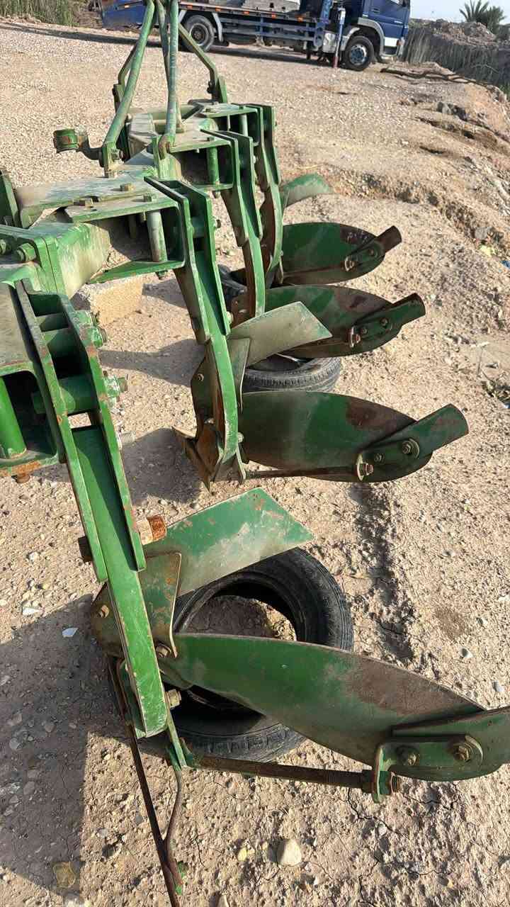 يوجد جميع المعدات الزراعيه فدان من حجم10الى16 دسك حجم 18 و24 و28 مكان واسط الزبيديه***********
