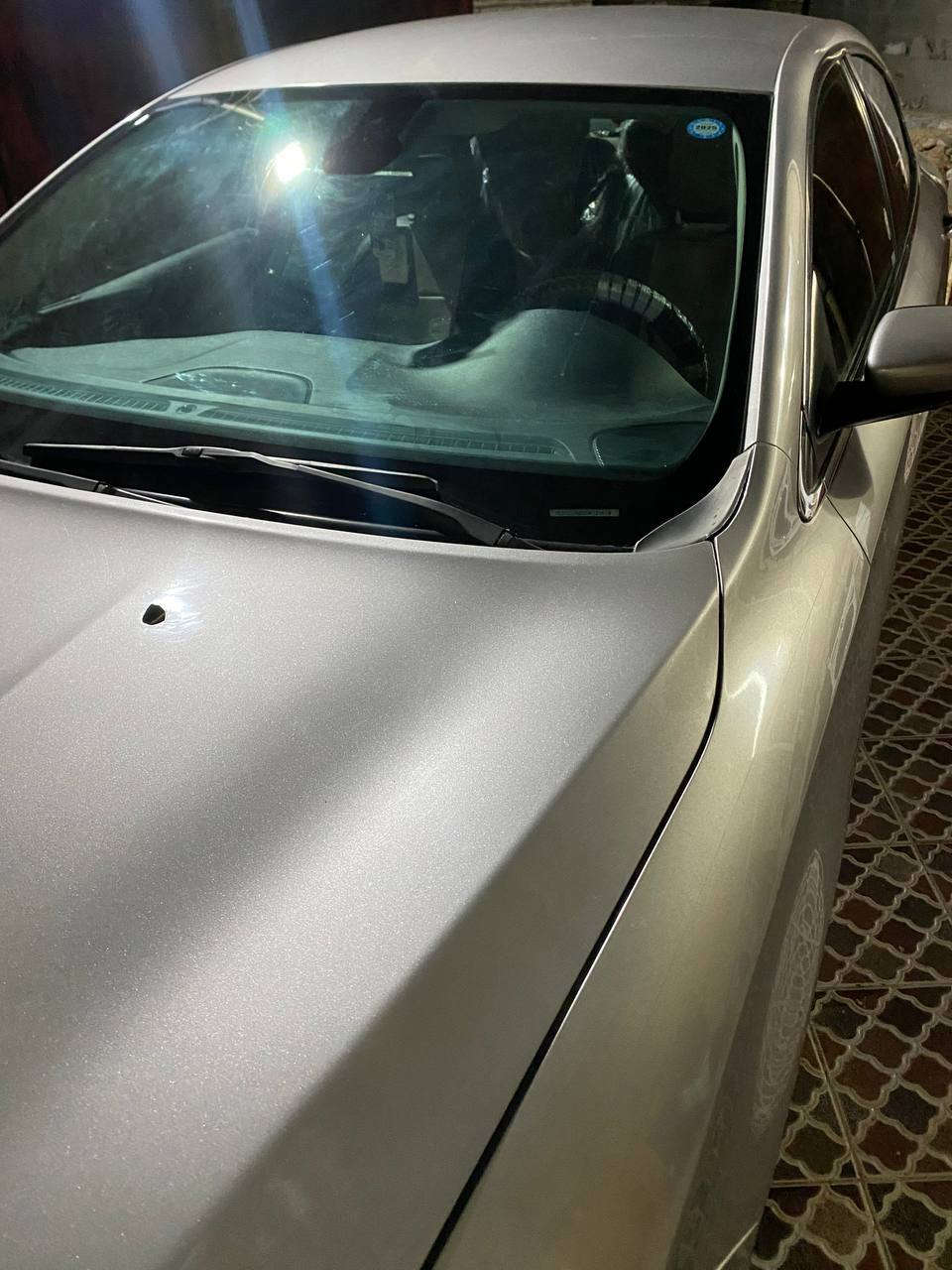 السلام عليكم
مكلف بالنشر 
سي ٢٠٠ كرايسلر موديل ١٦ 
٤ سلندر - ٢٤٠٠ 
نظيفة كير حدادية فول 
١١٠ وبيها مجال 
مكانها ديالى 
للاتصال ***********
***********
