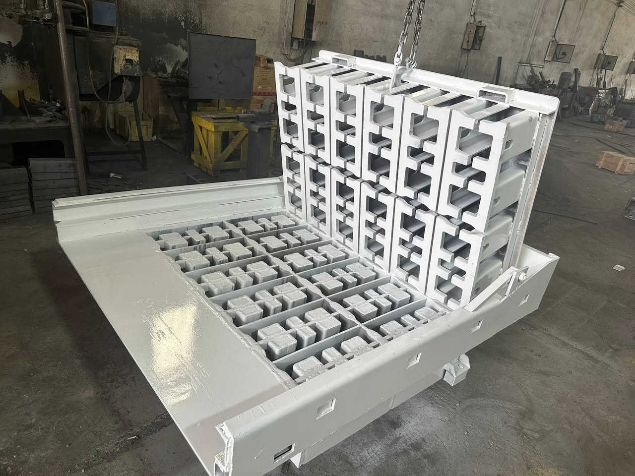 ***********....***********
