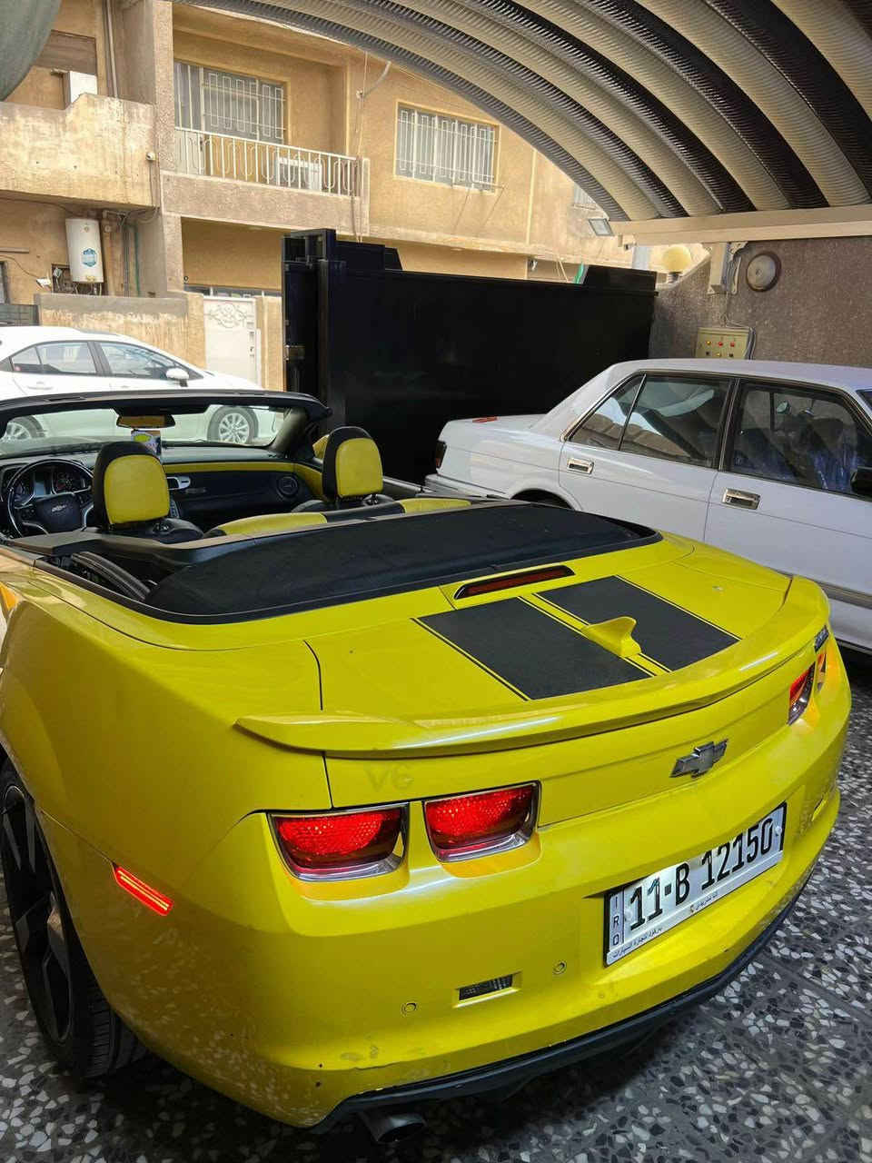 للبيع للبيع للبيع بدون مراوس السعر 95 ورقة 
كمارو موديل 14 كشف للون اصفر غير محدد كهربائيات كلهه شغالة وبلادي مابيهه اي جطل او عيب 
داخل نضيف تخم تاير جديد كفالة محرك وكير وتبريد 
بدون حادث بيهه قطعتين بارد خفيف جاملغ الاثنين الامامي 
صبغ قطعتين جاملغ خلفي بدون اي قطرة معجون 
ماشية 80 الف كيلو 
سياره نضيفة شغل وترايك وين متريد متصرف عليهه ربع دينار تحويل ثاني يوم 
للاستفسار ***********
موقع بغداد الامين 2 
اقره التفاصيل قبل لا تتصل بغداد, العراق
