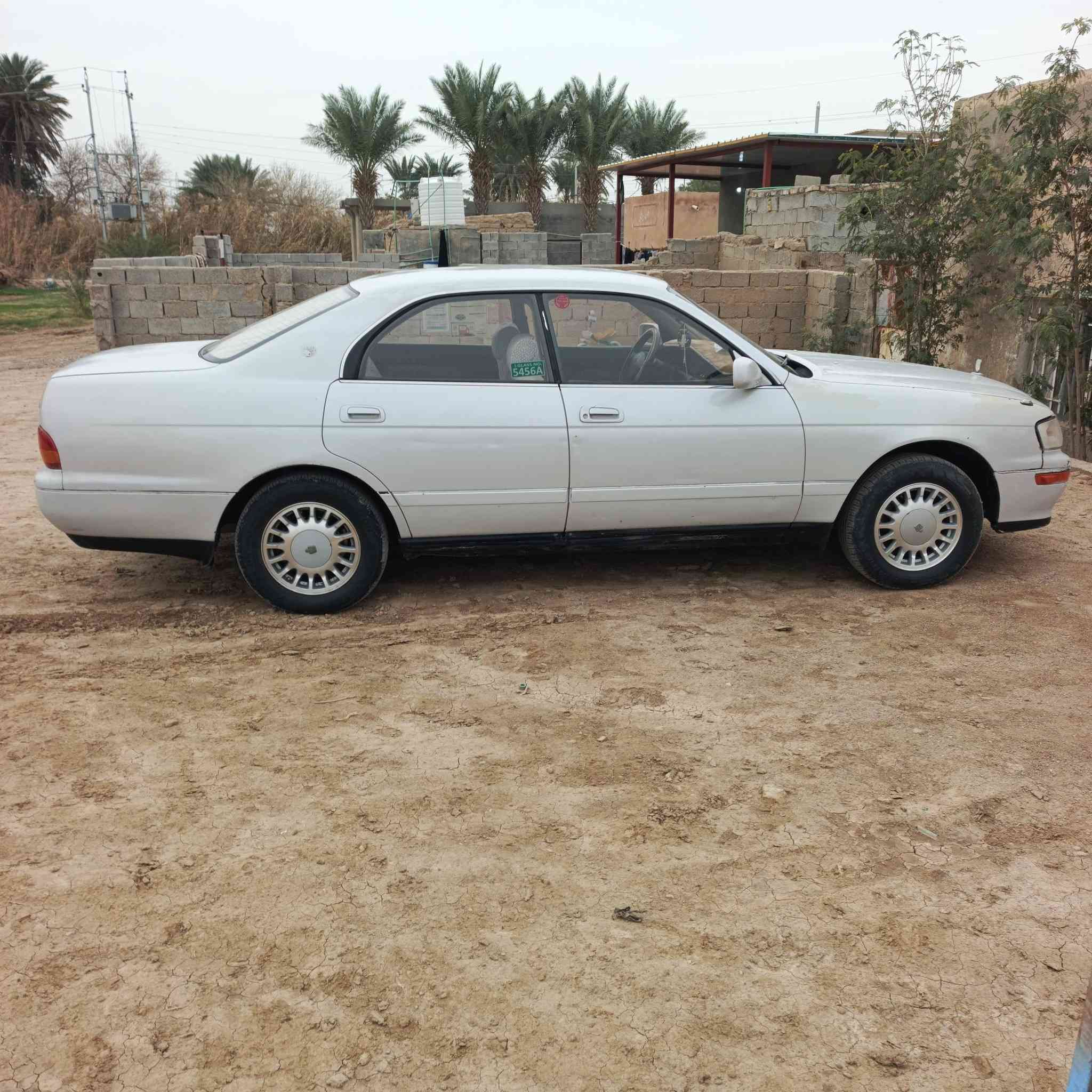 بطه متصل للبيع موديل 1992 كفاله من الكص ونقل جثه صاعده هزه سنويه لل 2031 تخم تاير السعر 60 وبيه مجال العنوان واسط الكوت   ***********
