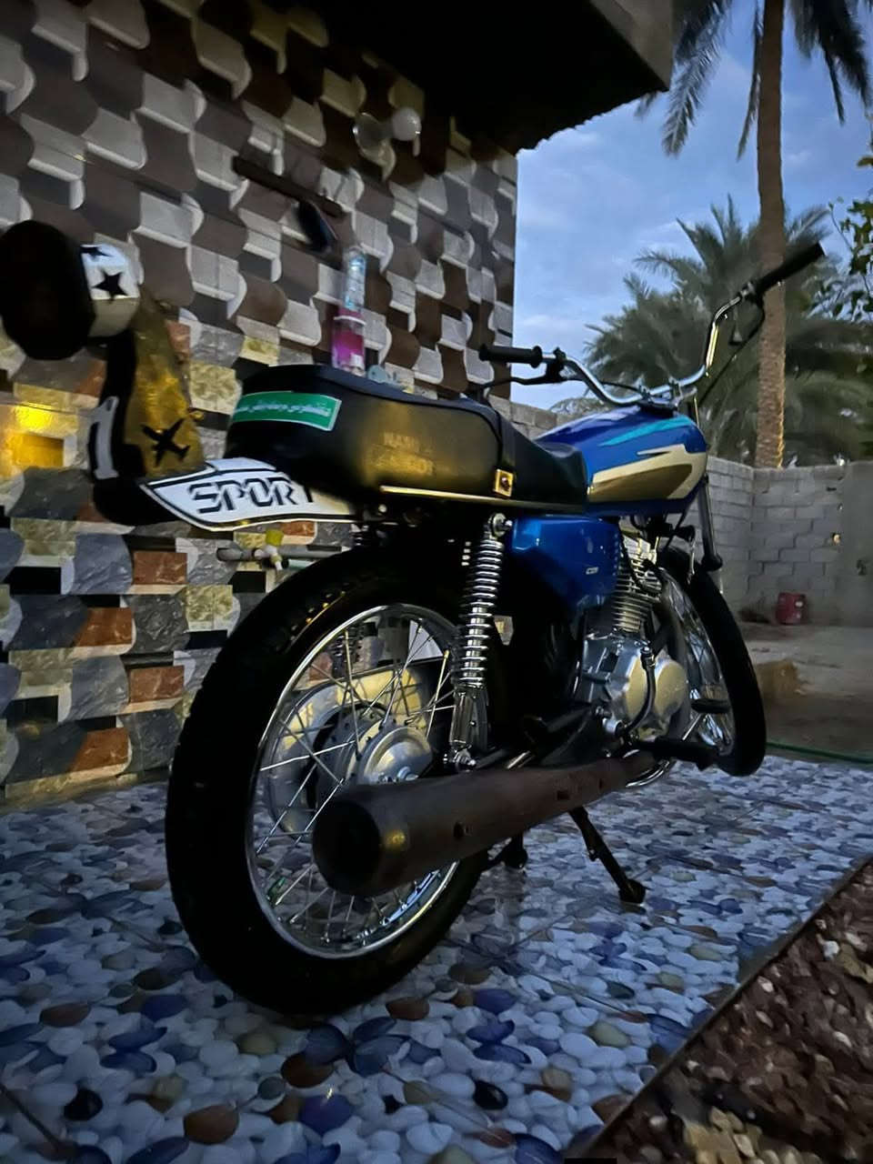 السلام عليكم نامه شلامجه للبيع او مراوس برابيدو او سيجي قبل شهرين معمره كلك كلك مكاني حله ابو غرق السعر 550 وبيه مجال قليل ***********
