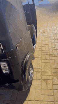 ‏سلام عليكم TikTok للبيع موديل 16 خير من الله السعر ثلاثة ومئتين وبيها مجال عنوان بغداد الدورة متسعة بيعها
￼***********
