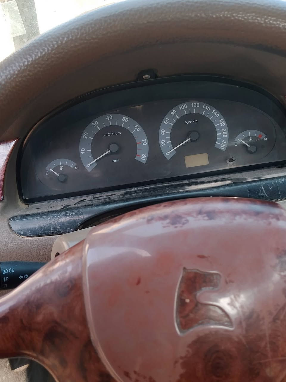 السلام عليكم سمند للبيع موديل2011 سياره جاهزه على اخر حبايه تبريد تدفئه كله شغال داخل صاج تخم تاير كشرها بدون ضربه كلشي مابي عده البنيد بي شخوط الباقي كفاله نكره سلف السعر35 وبي مجال حك الجيه مكاني بابل للأستفسار الاتصال ع رقم*********** بي واتساب
