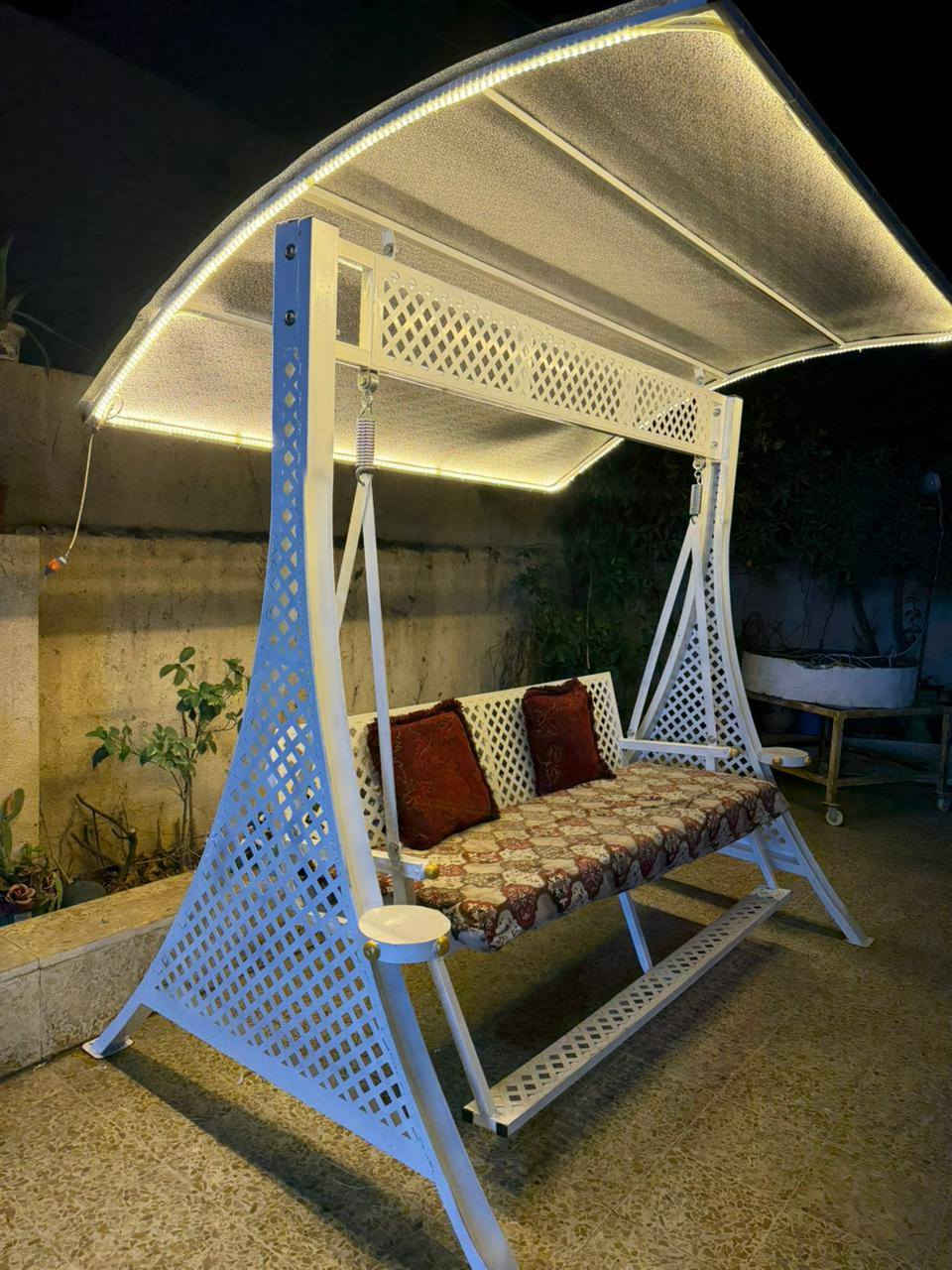 حدادة عامة
أنسب الأسعار أنسب الأسعار
أبواب شبابيك سقائف محجلات
*********** الموصل صناعة الكرامة
