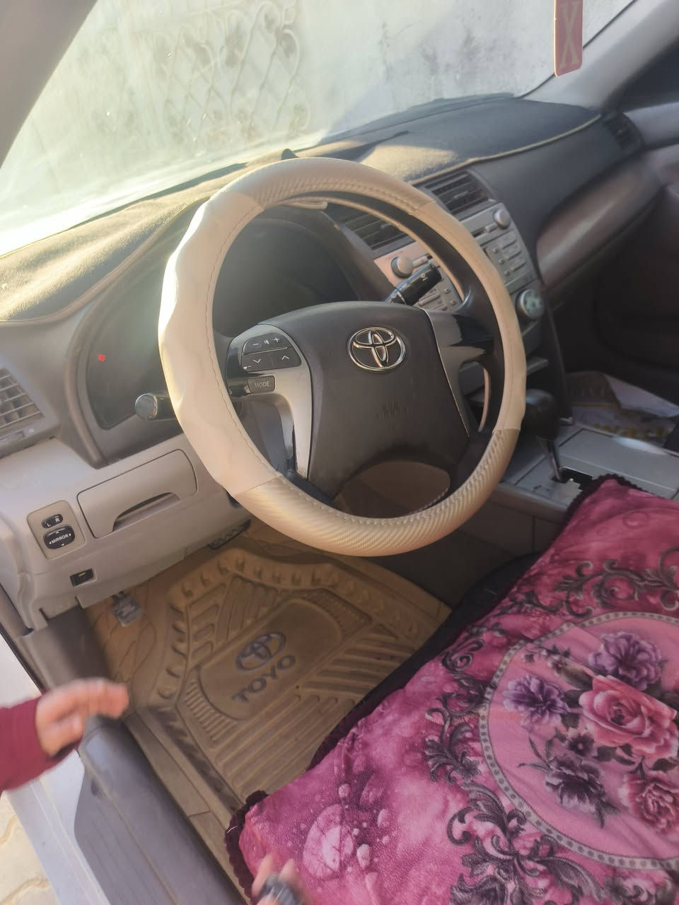 السلام عليكم كامري موديل 2009 امريكي حادثه جاملغ امامي مصبوغه عام محرك 2400 رقم بابل مشروع وطني سنويه لغايه 29 السيارة مكينه كير تبريد تخم تاير جاهزة من كلشي السعر 80 بيه مجال بسيط مكاني نجف *********** راعيها يريد مداور
