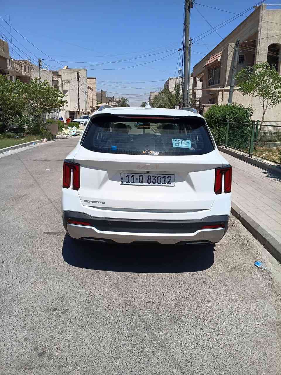 السلام عليكم/ سيارة للبيع سورنتو خليجي  رقم بغداد موديل ٢٠٢٤ ابأسمي ٦ سلندر فول مواصفات بانوراما وبصمة وكراسي كهرباء وجنطة كهرباء ومري شفط وحساسات وتشغيل عن بعد وكامرة وباقي المواصفات وبالنسبة للتفاصيل السيارة بيهة بارد موضح السونار بالمنشور كل التفاصيل مكاني بغداد والسعر (٢٨٣) وبيهة مجال بسيط للاتصال ***********
