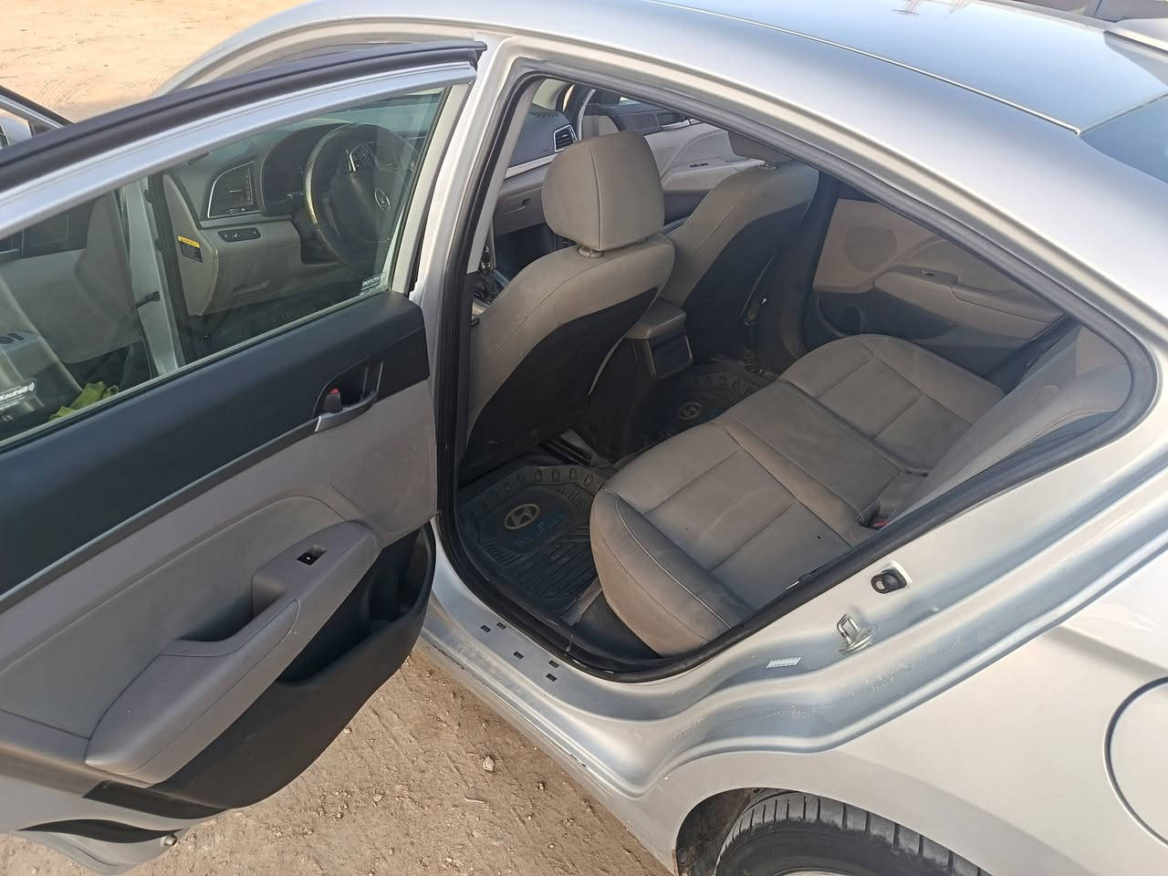 فورتي 18 سياره جاهزه كير محرك تبريد،،  مبدل بنيد وجاملغ 120 
ت ***********
