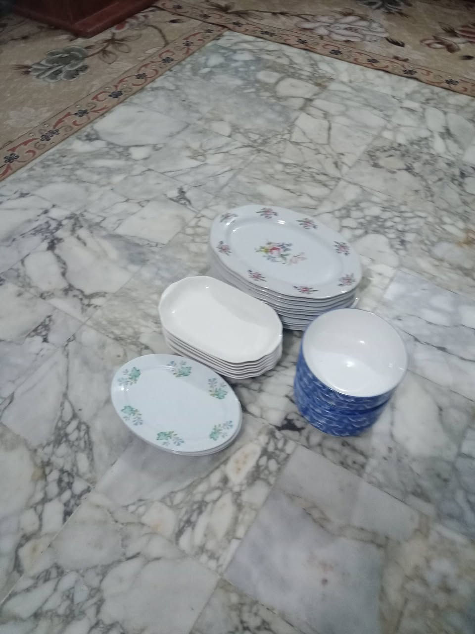غراض منزليه أصليه ناصرية مركز ***********
