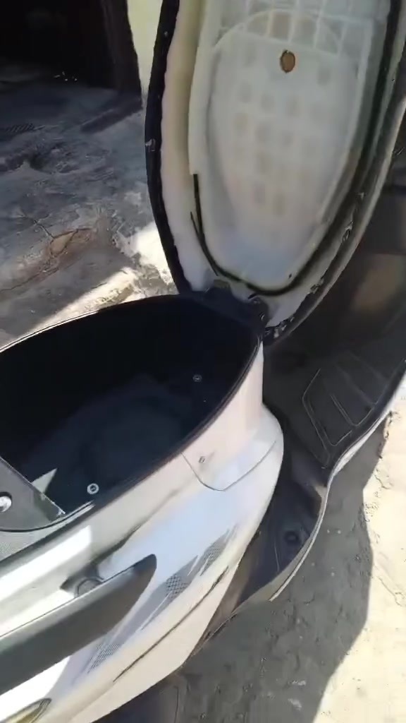 سكنز صيني الميكنه مال مكاس ماكس عدل 120 كهربايت شغله كلهن دراجه مابيه نقص مكينه ناعمه لا تبخير ولا تنقيص دهن دراجه نشطه شلعه ومعدل السعر ٣٩٠ وبيه مجال بصيت مكفوله من كلشي شراي راسلني خاص مكاني مسيب ،،


**إذا كنت صاحب هذا الإعلان وتريد حذفه لأي سبب، رجاءا أرسل رسالة إلى الدعم الفني**