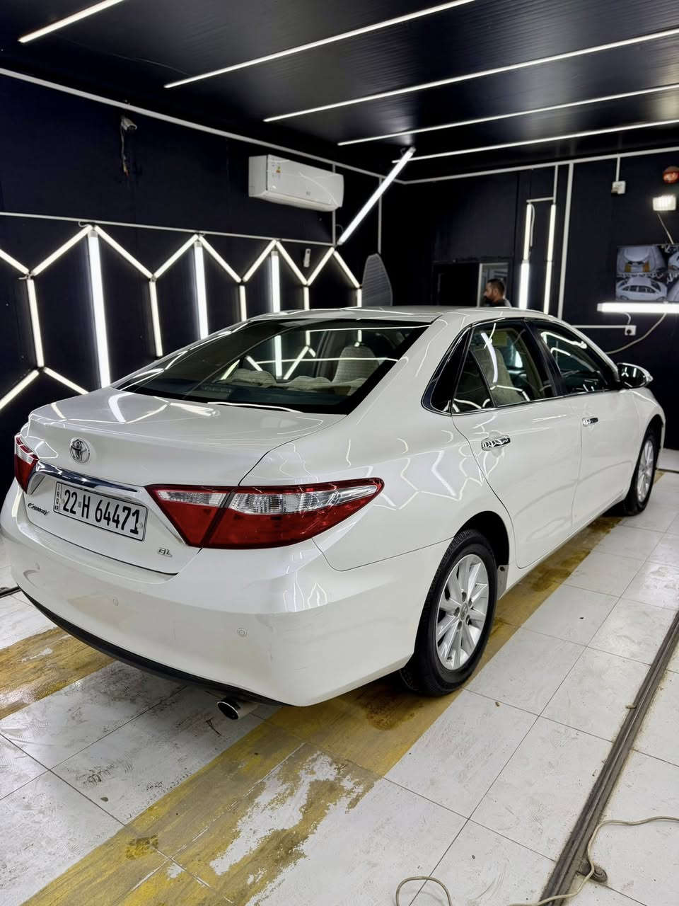 السلام عليكم تويوتا كامري 2016 خليجي GL
ماشي (109)الف  كيلو متر حقيقي✅

مواصفات داخل اصفر شاش كامير حساس لايتات زينون نظام ايكو ويل كروم بيلادي يدات نيكل اشارا بل مرايت 

رقمها جديد شرط تحويل والغرامات 

صدر امامي خلفي جديد بدون اي نقص. 

كير محرك بشرط

سيارا جاهز ومرتب وحلو 

بيها بارد ثلاث شبر والبونيد مبدل بيلادي بشرط الفحص بيها سونار. مكانه كركوك 

السيارا للبيع فقط 

سعر 174$ بيها مجال للطيبين 

***********+واتسب
