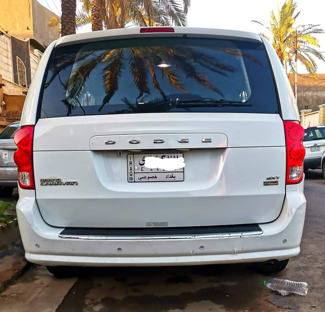 سلام عليكم للبيع دوج كرفان
مديل 17
ضربتها كلش خفيفه 
استخدام شخصي 
رقم بغداد سياره باسمي تحويل ثاني يوم 
السعر 180 او بي مجال 
سياره خير من الله الحمدلله 
او بالعافيه ع الي ياخذها


**إذا كنت صاحب هذا الإعلان وتريد حذفه لأي سبب، رجاءا أرسل رسالة إلى الدعم الفني**