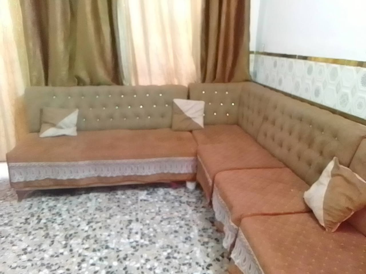 سلام عليكم عندي ديوان 9 مقاعد البيع مكانه الحسنيه يم مرور سعر 160الف كلش نضيفه


**إذا كنت صاحب هذا الإعلان وتريد حذفه لأي سبب، رجاءا أرسل رسالة إلى الدعم الفني**