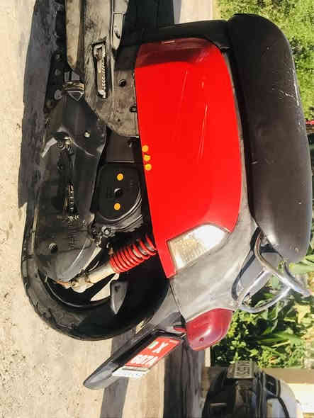 السلام عليكم.
دراجه بوليس منزله رمبه دراجه خير من الله 
سلف جديد باتري جديد كامله السعر 650 وبي مجال
للاستفسار ***********
