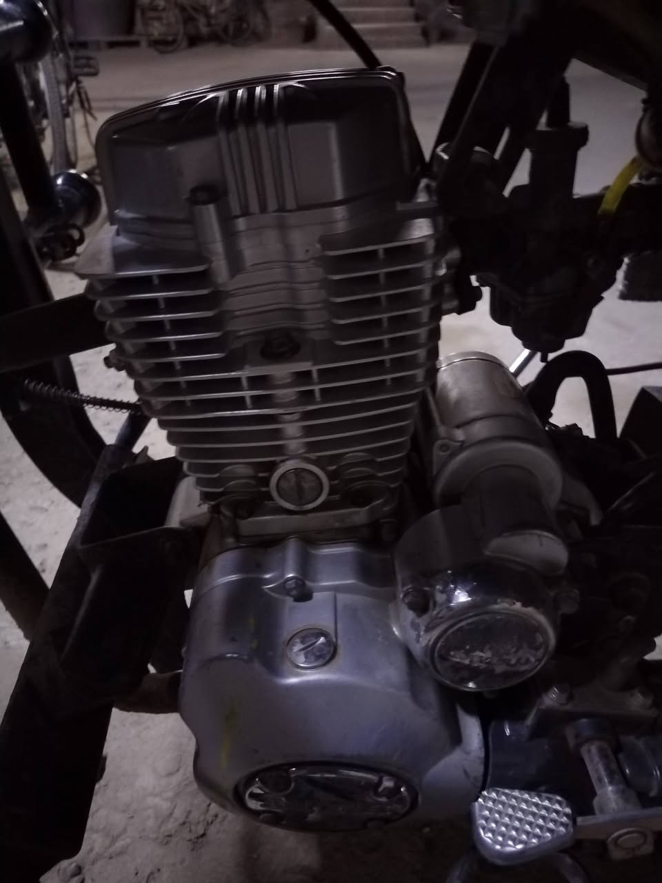 سلام عليكم MTR شاصي مكفول اوراق اصولي مديل 2013 وكيله الربيعي غراض كلهن جدد مكينه مفتوحه مره وحده مكاني كوفه شارع المطار جديد سعر خاص رقمي ***********
