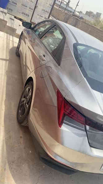 النترا 2023 هايبرد  رقم  بغداد بسم
المواصفات: 
1-بصمة تشغيل.
2-دخول بصمة.
3-تشغيل عن بعد. 
5-صندوق ذكي 
6-رادارات 360 درجة نظام النقطة العمياء.
7-نظام محافظة على المسار.
8-قيادة ذاتية..
10-رادار خلفي 
12-بك لايت LED
13-كشنات تدفئة.
14-تحكمات ستيرن كاملة
15-تبريد شاشة مناخين منفصلين.
16-شاشة معلومات  ابل كار بلي+اندرويد اوتو  
17-شاشا كامرة.
18-نظام صوتي سماعات boss
19-autohold اوتوهولد 
20-هاند بريك بصمه
21-وضعيات قياده ( سبورت ، نورمل ، سمارت)
22-مراية وسطية تعتيم ذاتي
Abs &Esp. 24
حادثهة بارد بالصندوك وشخط بالباب خلف صدر صور حادث  مرفق بل منشور مكان بغداد الشعب عارضه ب١٥٧  وبيها مجال للطيبين رقمي ***********
