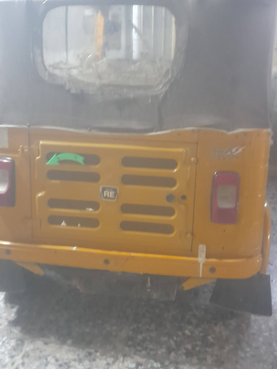 سلام عليكم تكتك لبيع مودل عشرين شهر اضنعش رقم سنوية تحول ذاني يوم تخم تاير محرك جديد ك
كهربايات  شغالة المكان بغداد حي اسلام ***********
