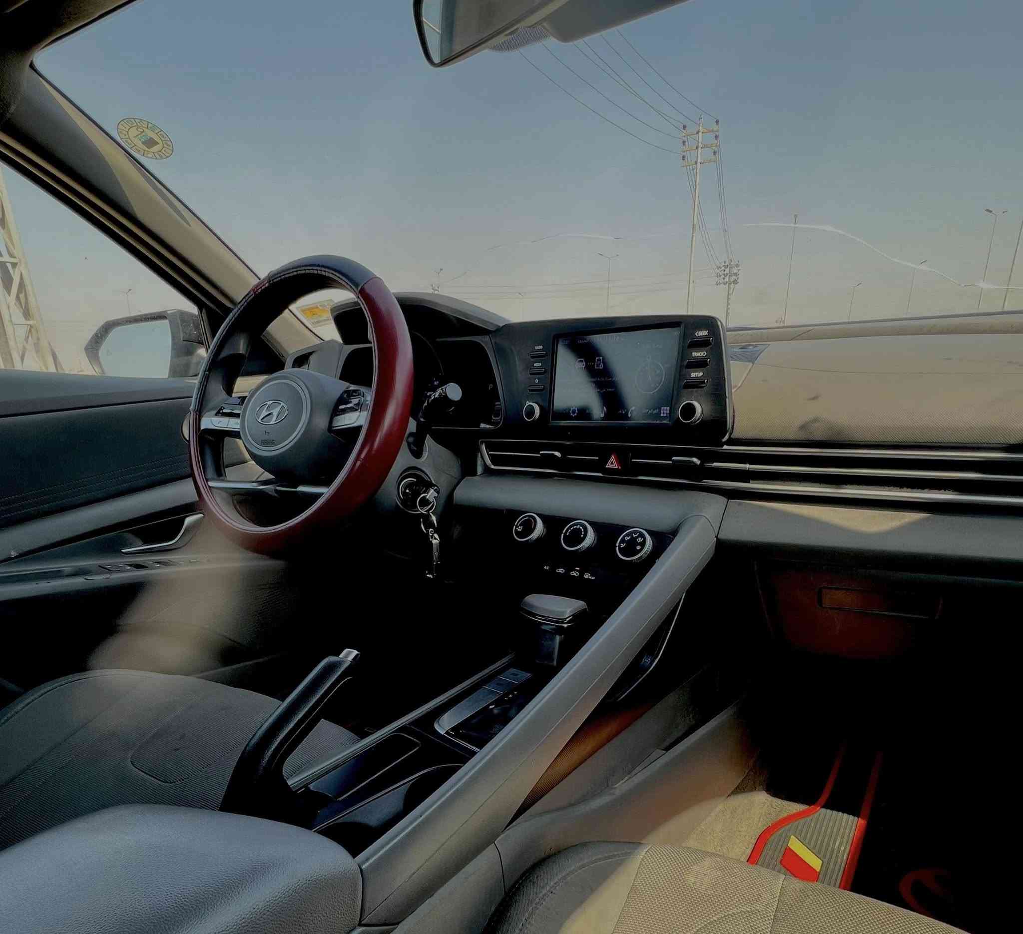 السلام عليكم
النترا موديل21 وارد أمريكي 
الضربه بنيد وجاملغ امامي فقط
مكينه 2000
مكينه وكير مكفوله
للبيع او المراوس حسب السياره الاريدها 
المكان كربلاء

السعر وباقي التفاصيل عالخاص متواجد دائماً
فيس و. واتساب ***********
