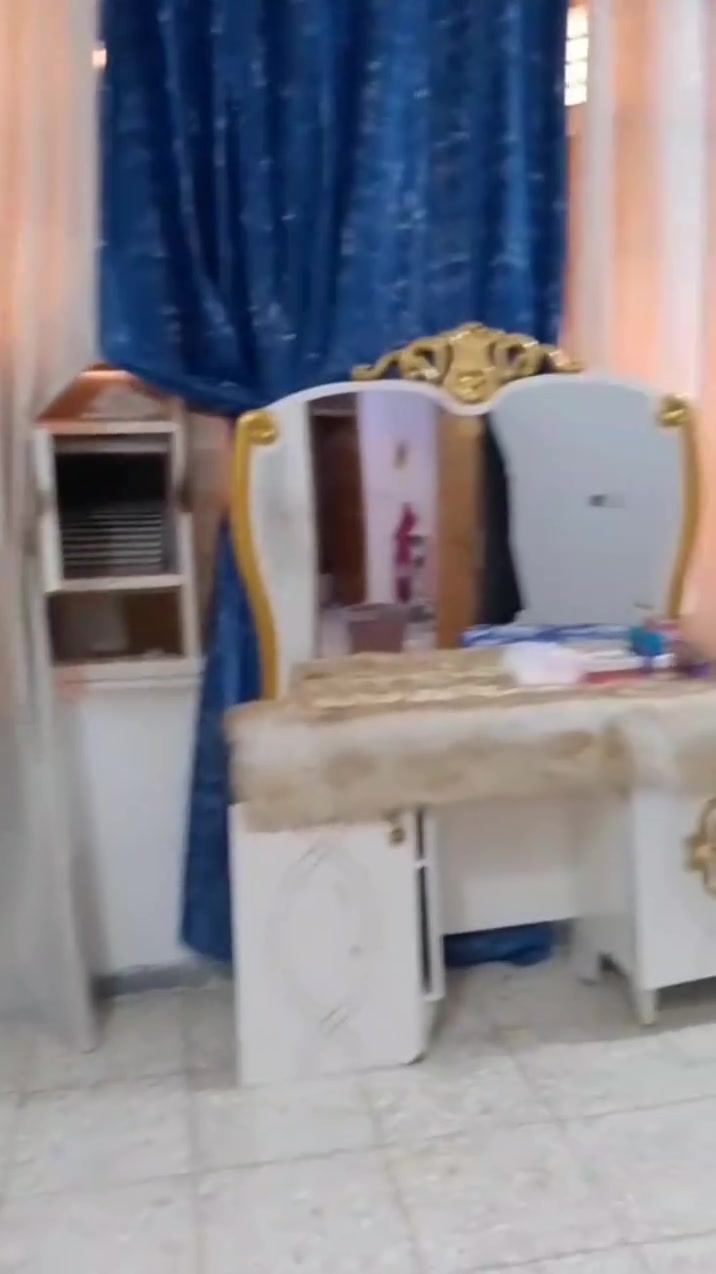 غراض البيع


**إذا كنت صاحب هذا الإعلان وتريد حذفه لأي سبب، رجاءا أرسل رسالة إلى الدعم الفني**