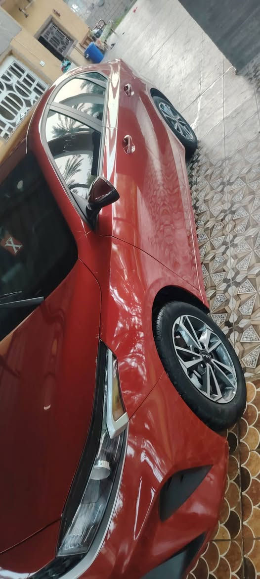 السلام عليكم
فورتي ٢٤ دخول جديد بدون لوحات مكينه ٢٠٠٠ دوش

حادث السياره فقط فتح جاملغات الاماميه وراجعات نفسهن بدون صبغ شبر بارد بالبنيد 

الدعاميه نفسه 

السياره بدون أيرباك ماشيه ٦٠٠٠

موصفات شاشه كامره تحكمات ويل كب رادارات اشاير بالمري مودات قياده 

مكاني بابل 

السعر 147

***********
***********
