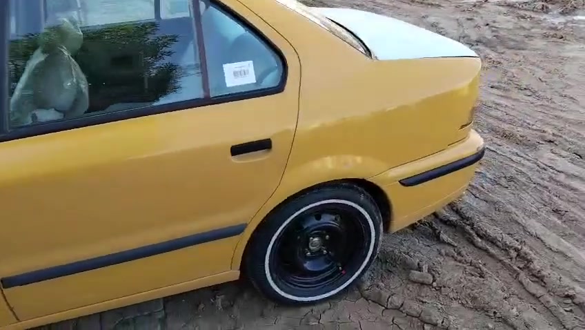سلام عليكم عندي سمند موديل 12 للبيع عايزه ترتيب مكينه جديده كير جديد تخم تاير نضيف حداديه حلوه *********** ##***********
