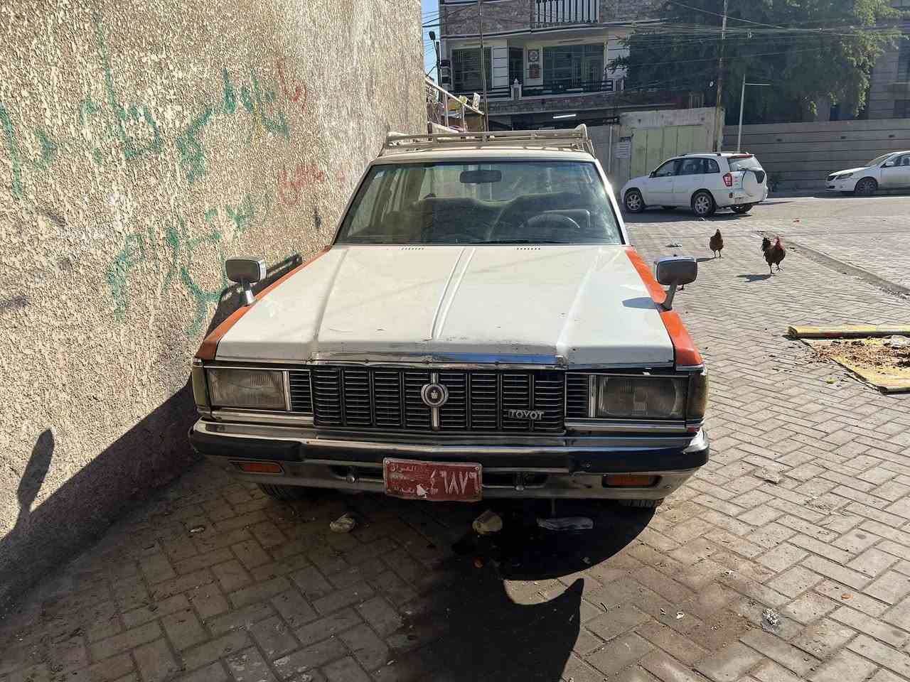 كراون للبيع سياره رقمهه صدامي بيهه خيط تبخير  الشراي يتصل ع هاذ رقم ***********
