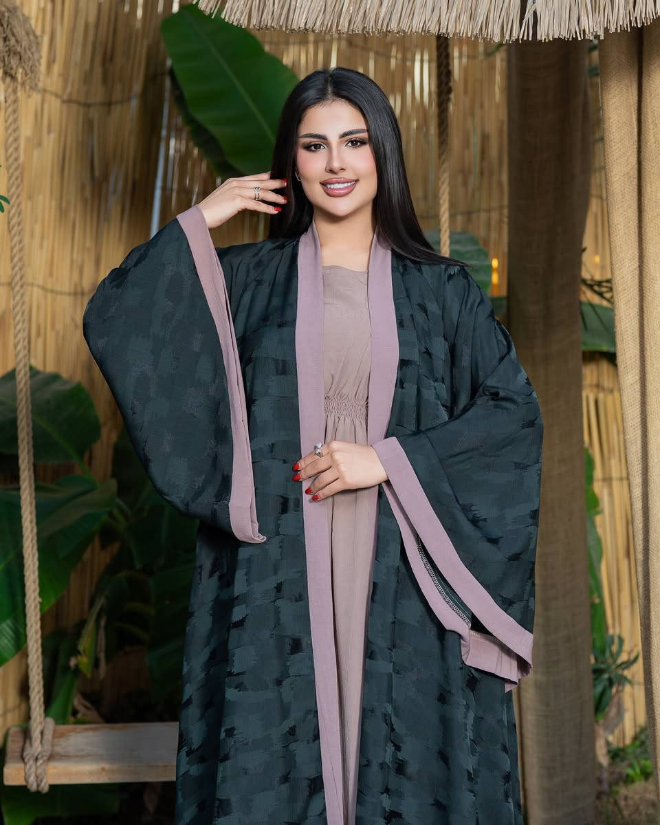 الاستفسار والحجز فقط واتساب+9647775744834
عباءة + حزام+ بينصل..شال
الحد وزن 120
السعر43 توصيل مجاني


**إذا كنت صاحب هذا الإعلان وتريد حذفه لأي سبب، رجاءا أرسل رسالة إلى الدعم الفني**