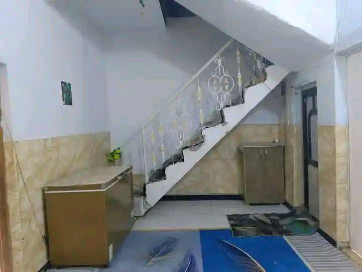 اعلان
بيت للبيع بالخشابه زراعي مساحة 100 متر مربع
يحتوي 

غرفه

وصاله

ومطبخ

وحمام داخلي

وبراني

والصحيات خارجيه

البناء طابوق

السقف عگاده 

كامل خدمات مع التبليط والمقرنص

السعر 45 مع المجال

للاستفسار اتصال على الأرقام التاليه

***********

***********

***********

مكتب الساعي للعقارات

العنوان سايدين حي الشرطه مقابيل أسواق الريتاج
