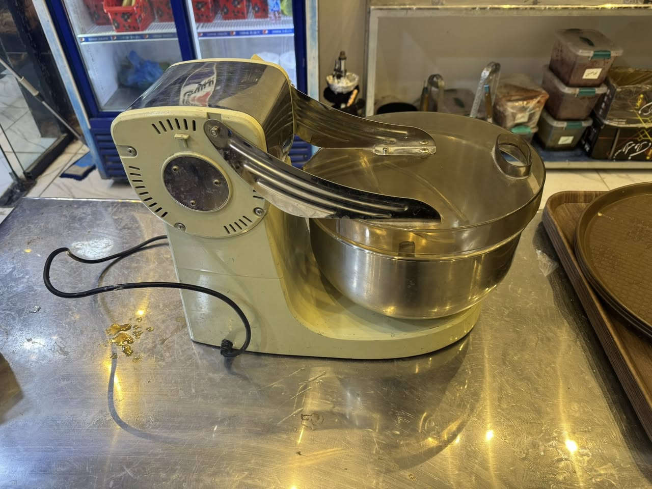 السلام عليكم اخواني عندي هاي العجانه مال بارستا كلش حلوه ونوعيه اصلي ايطالي البيع


**إذا كنت صاحب هذا الإعلان وتريد حذفه لأي سبب، رجاءا أرسل رسالة إلى الدعم الفني**