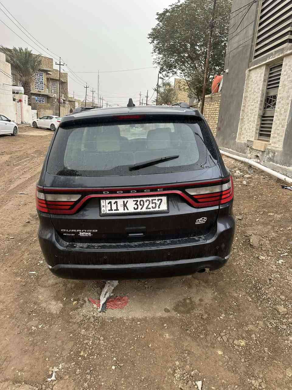 السلام عليكم دورنكو 2014 امريكي ضربه جاملغ بنيد
السياره نص فول رقم بغداد هزه جديده
تخم تاير كلشي شغال بل سياره
كير مكينه اكسن حداديه كفاله تخم تاير 
السعر 185 وبيه مجال حق الجيه
عنوان كربلاء 
***********
