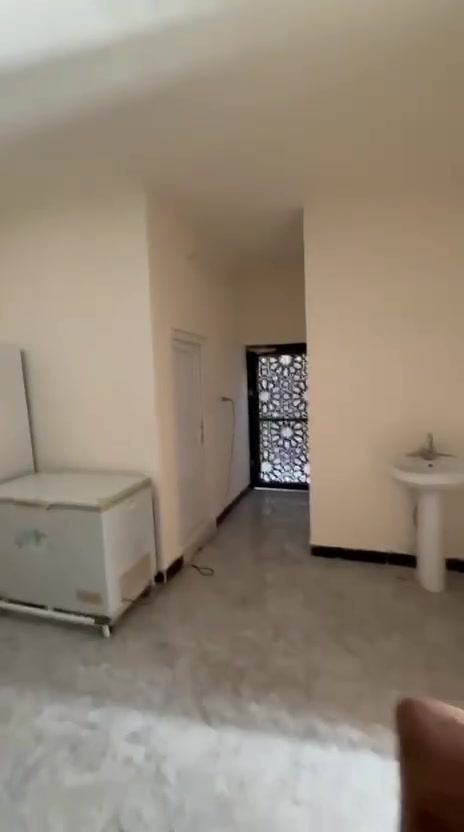 دار للبيع
المساحه ٢٠٠ متر
الموقع حي الاسرى والمفقودين مقابل أقصى مول 
التفاصيل  /استقبال مطبخ صاله ثلاث غرف نوم
للاستفسار /***********
