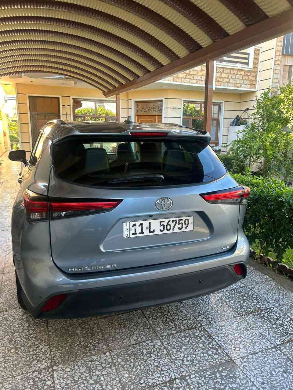 السلام عليكم تويوتا هايلندر فول 6 سلندر جاملغ وبند حادثهه وبيهه رش كلير جاملغين خلفي  من امريكا  صور الحادث بل منشور بغداد باسمي قرب الجزيرة السياحيه.هاتف *********** .ماشيه 57
