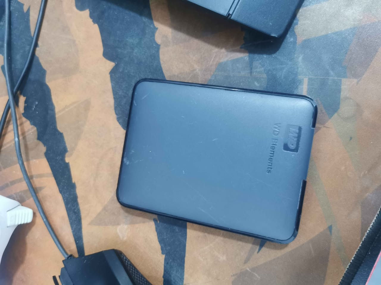 هارد حجم تيرا توصيل يواسبي usb3 السريع حالته نضيف جدا السعر ٥٠ الف نهايته، متوفر عندي ٤ قطع
مكاني بغداد الرصافه حي القاهره الثانيه
رقمي *********** وتساب بغداد, العراق
