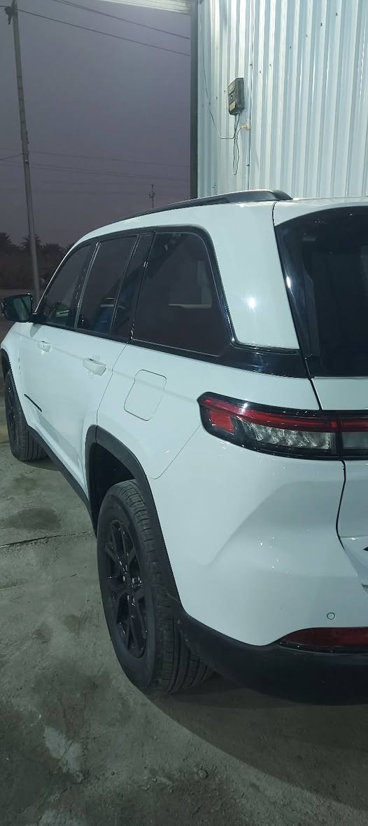 السلام عليكم
جيب لاريدو 2024 
الضرر / تقرير غرق شغال ماشي
للاستفسار الاتصال ***********
