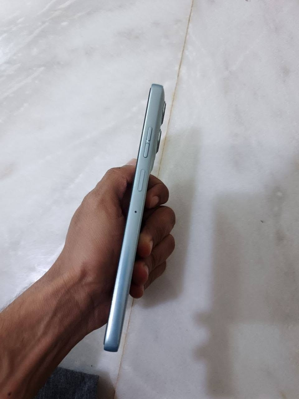 Motorola Moto G56 5G
ستيريو سبيكر✅
120 هرتز✅
تحديث بعد 3 سنوات مستمره ✅
معالج دايمنستي 7060 معالج قوي ✅
جهاز نظيف صار شهر من خذته✅
يدعم أعلى مقاومه للماء و التراب ip68 و ip69✅
يدعم شبكات الجيل الخامس 5g✅
يدعم متانه عسكريه MIL-STD-810H
تشمل السقوط من ارتفاع يصل إلى 1.2 متر، وتحمل درجات الحرارة المرتفعة والمنخفضة✅
الشاشة محمية بزجاج Corning Gorilla Glass 7i مقاوم للخدوش و الصدمات✅
ذاكره 256✅
رام 12+12 يعني 24✅
بطاريه ضخمه 5200✅
شاحنه 33w ✅
تدعم NFC✅ 
يدعم تقنية Smart Connect لربط الهاتف بالكمبيوتر أو الشاشات والتحكم فيه عن بعد.✅
يدعم جميع المستشعرات✅
للبيع او مراوس ب ايفون


**إذا كنت صاحب هذا الإعلان وتريد حذفه لأي سبب، رجاءا أرسل رسالة إلى الدعم الفني**